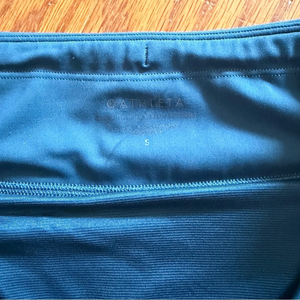 Athleta Women's Athletic Shorts Work Out Small S - Picture 5 of 12